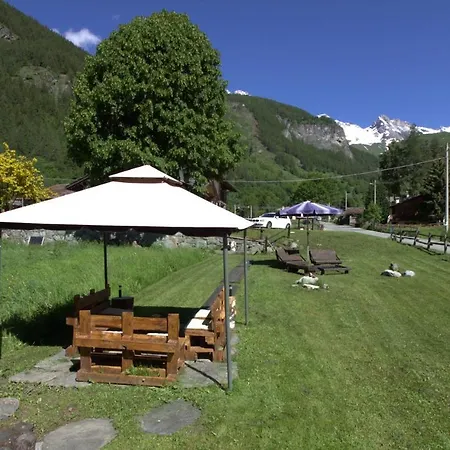 La Grandze De Francois Konukevi